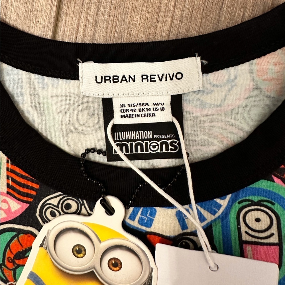 NWT! Minions Despicable Me Urban Revivo Long Sleeve Baby T-Shirt XS - Picture 3 of 4